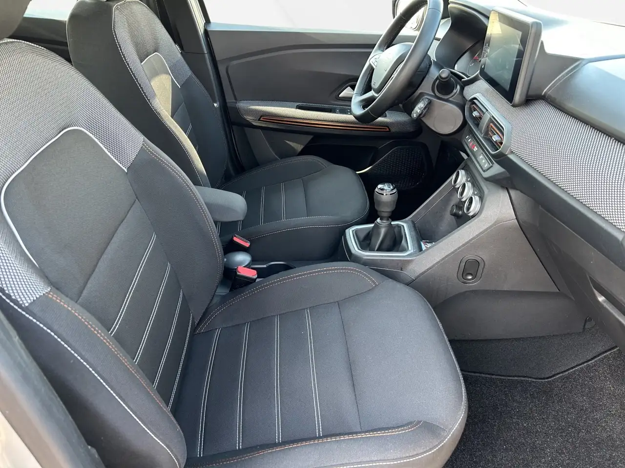 Dacia Sandero Stepway Navi, Kamera, SHZ, Klimaaut. 12