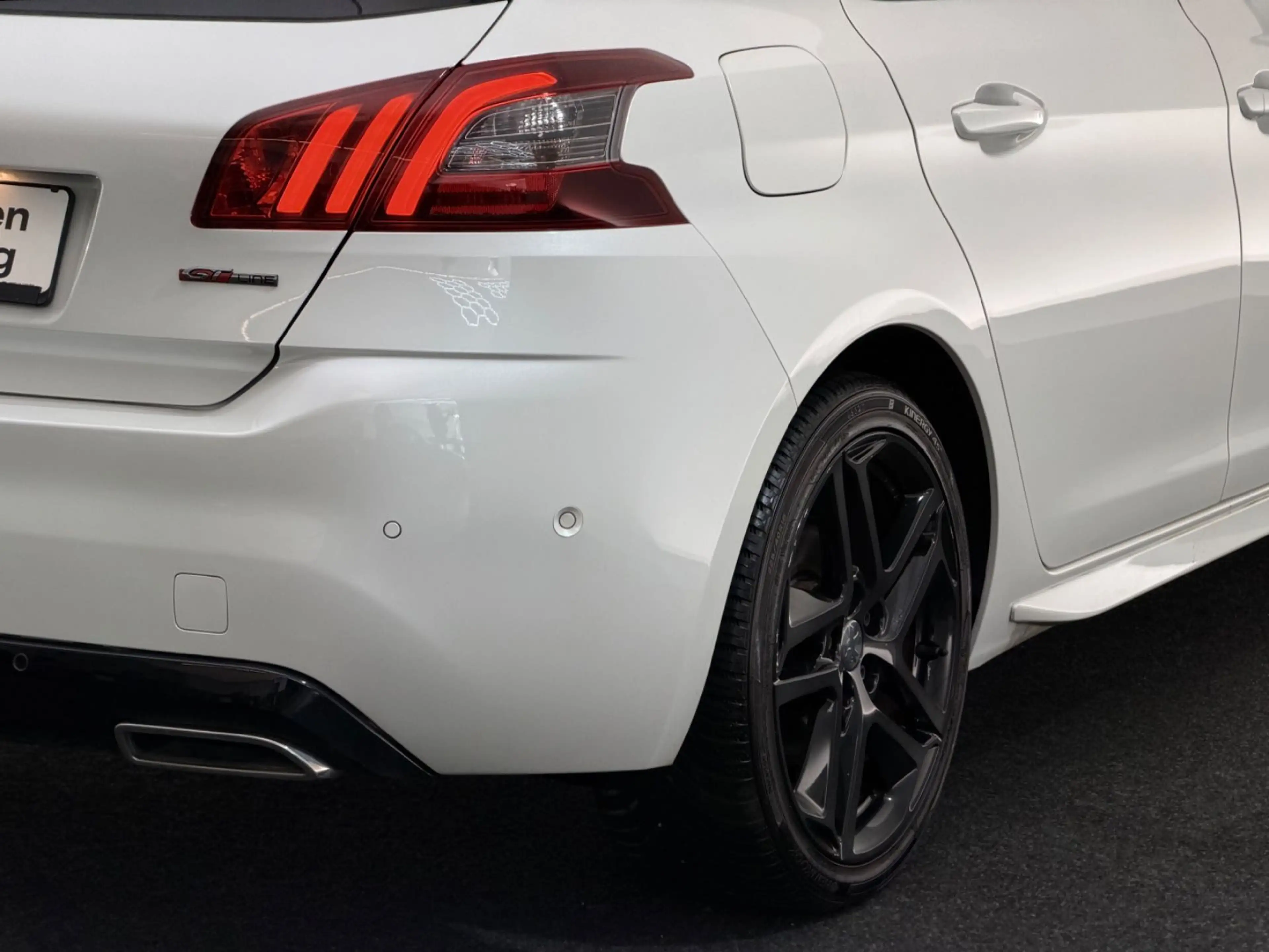 Peugeot 308 Allure 1.2*GT LINE*LED-AHK-PANO-R.KAM-DENON — photo 12