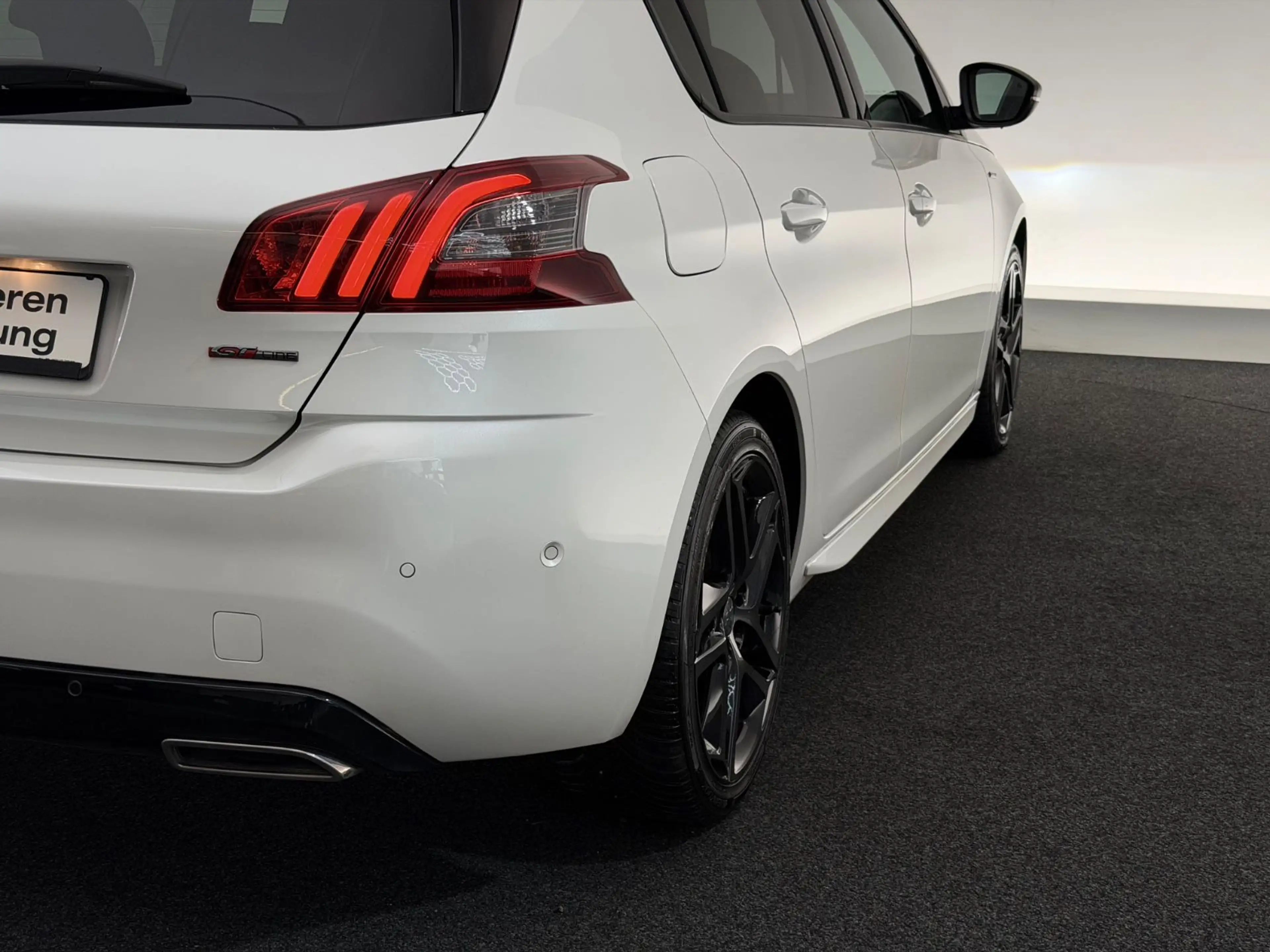 Peugeot 308 Allure 1.2*GT LINE*LED-AHK-PANO-R.KAM-DENON — photo 13