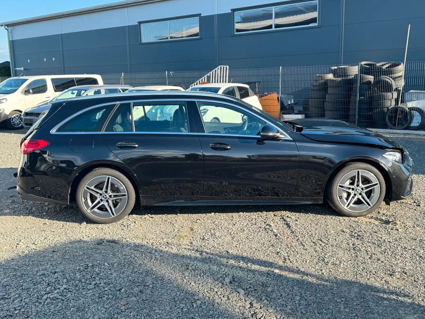 Mercedes-Benz C 220 T d AMG LINE LED NAVI LEDER Schwarz - 2