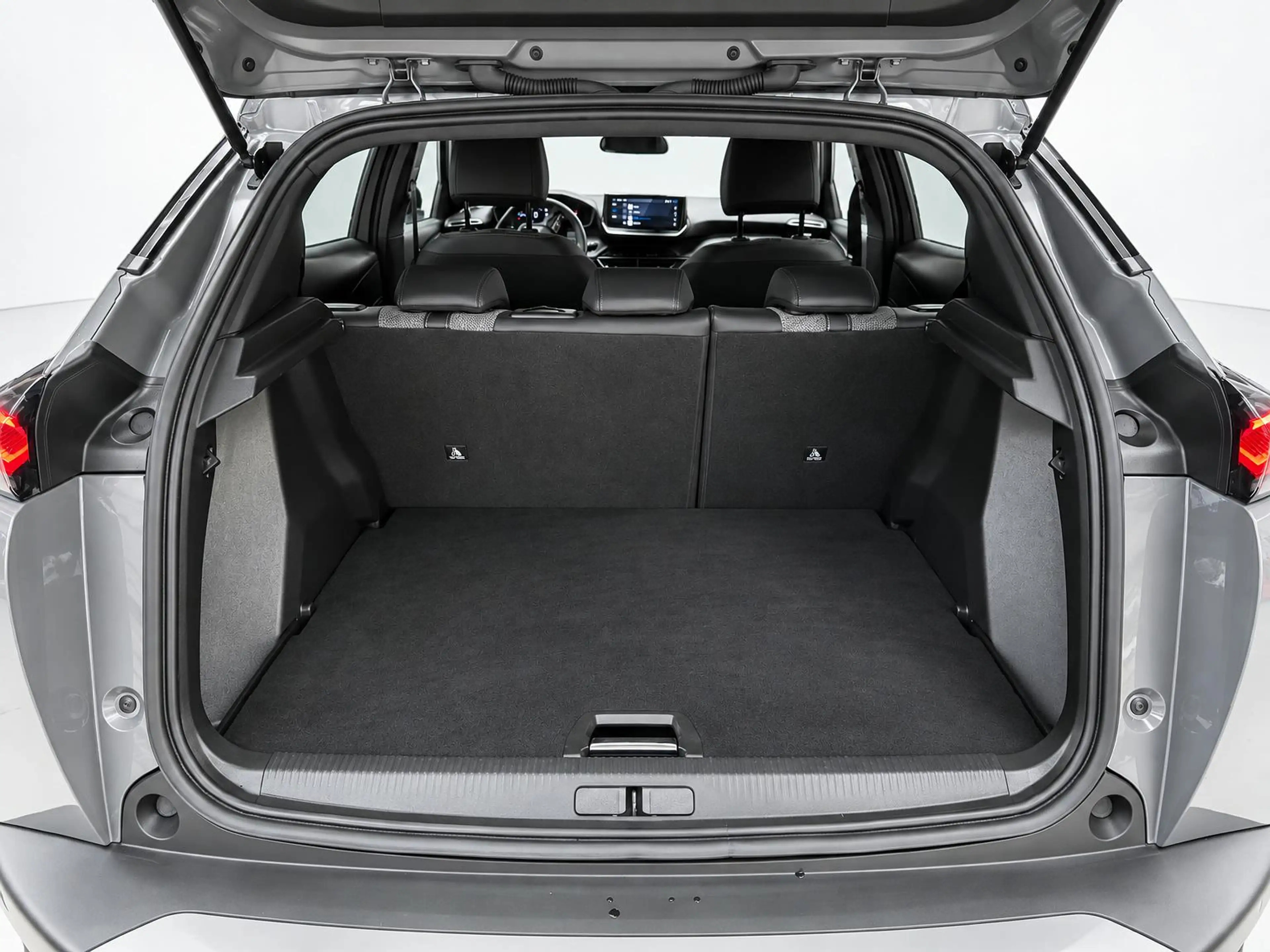 Peugeot 2008 1.2 Hybrid 145 Allure 360 camera | Dodehoekdet. | — photo 28