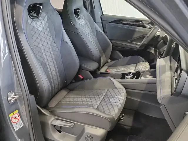 Volkswagen Tiguan Sport TDI DSG Ansicht 12