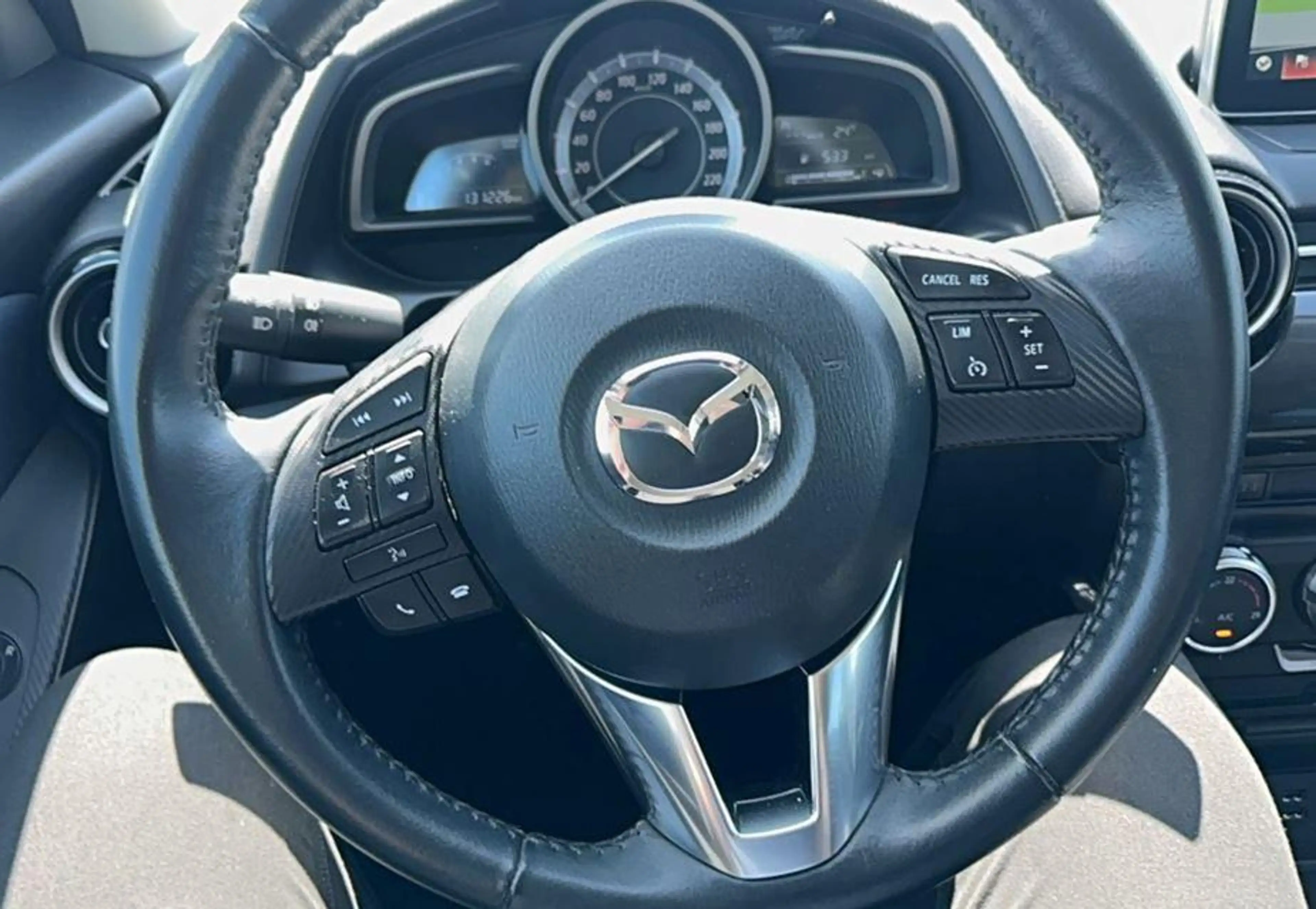 Mazda 2 1,5 90Pk Nakama — photo 5