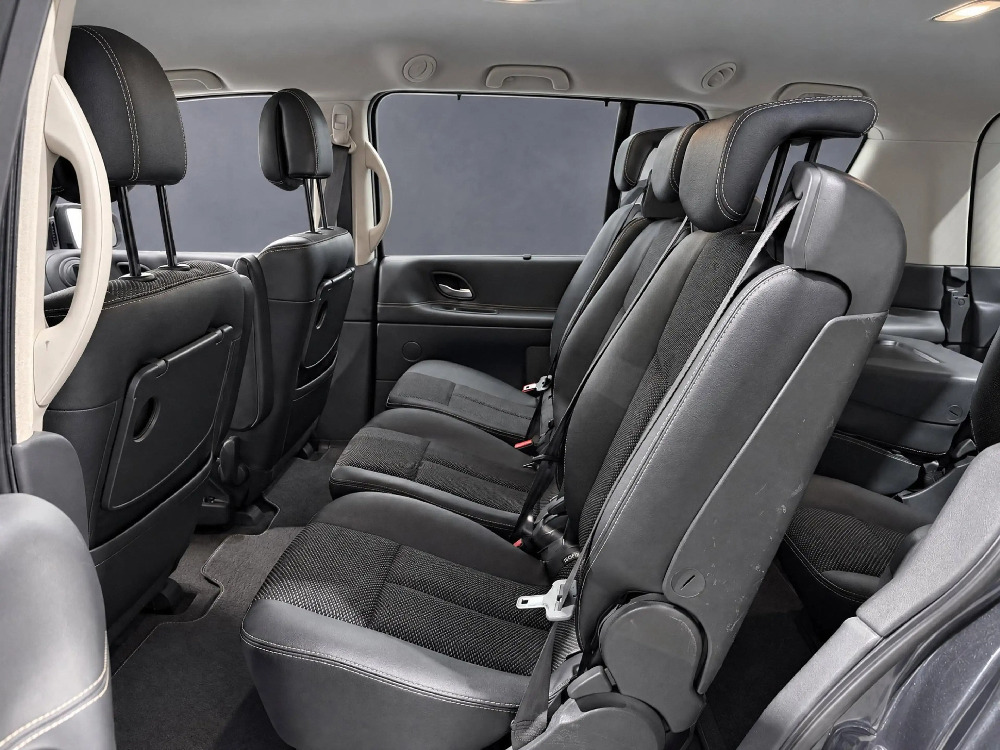 Renault Espace 2.0 dCi Dynamique 7 Persoons met Climate !!! Navig — photo 10