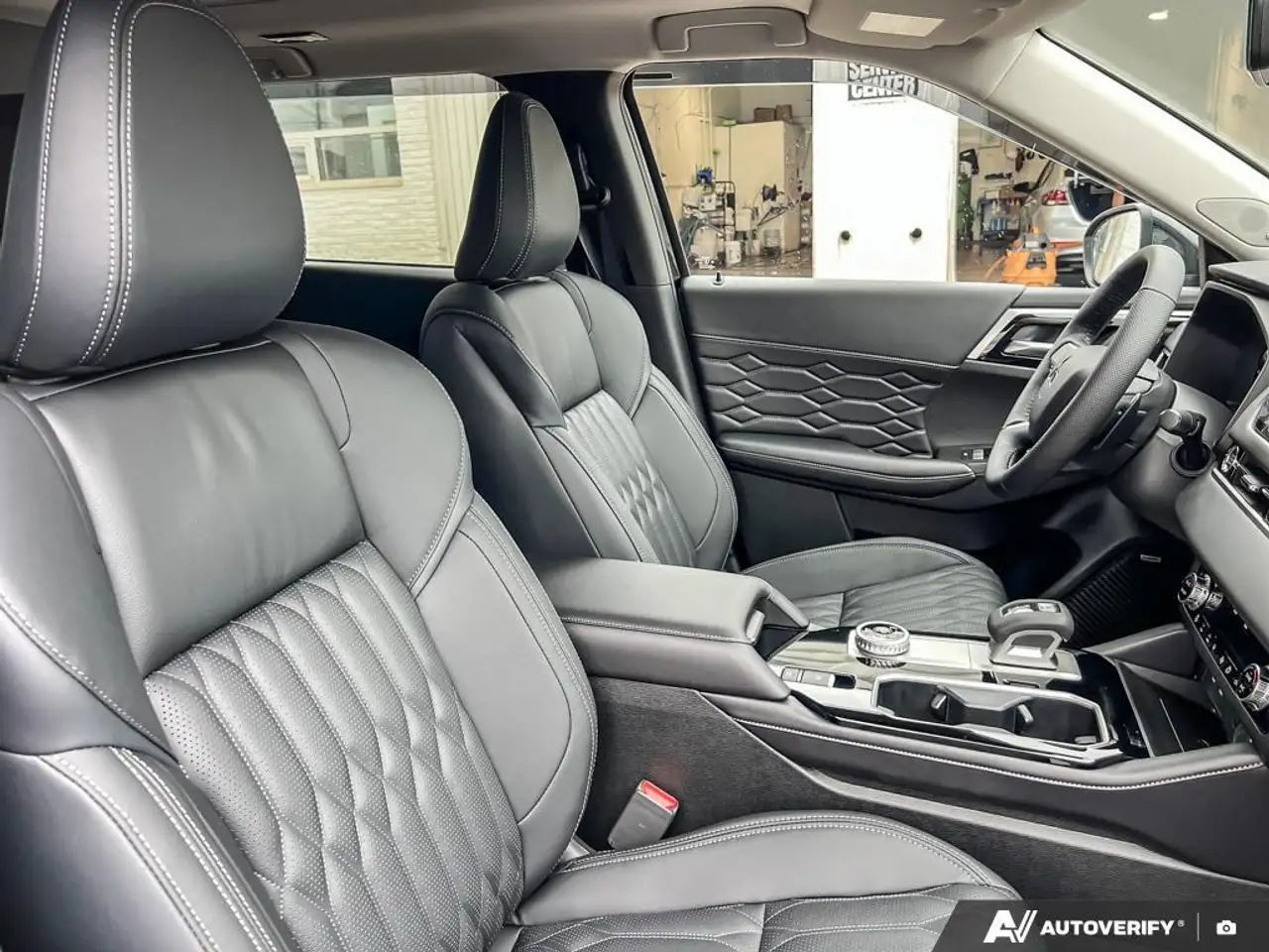 Mitsubishi Outlander fotografie Mitsubishi Outlander