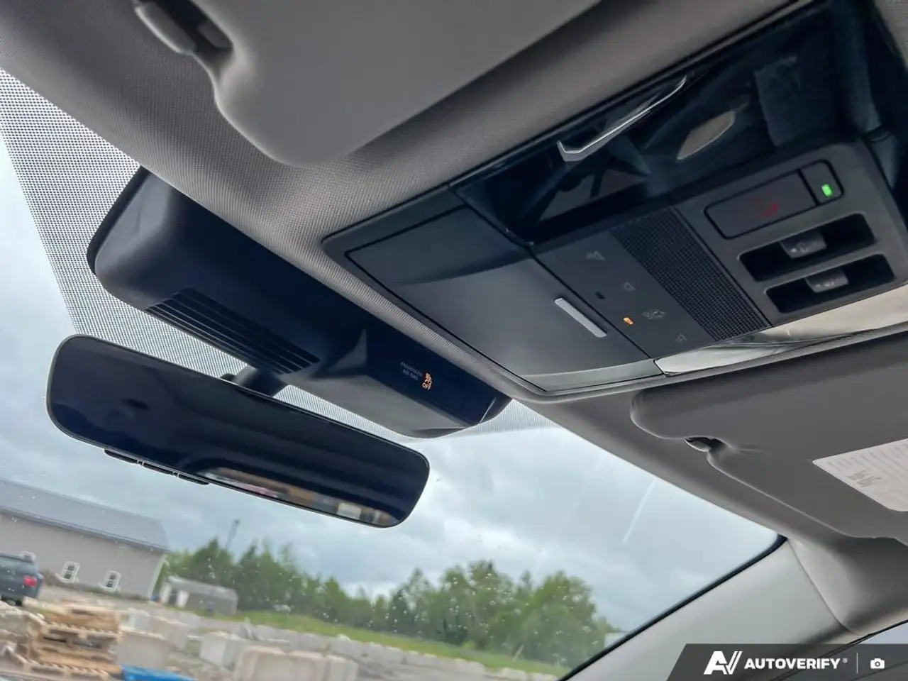 Mitsubishi Outlander fotografie Mitsubishi Outlander