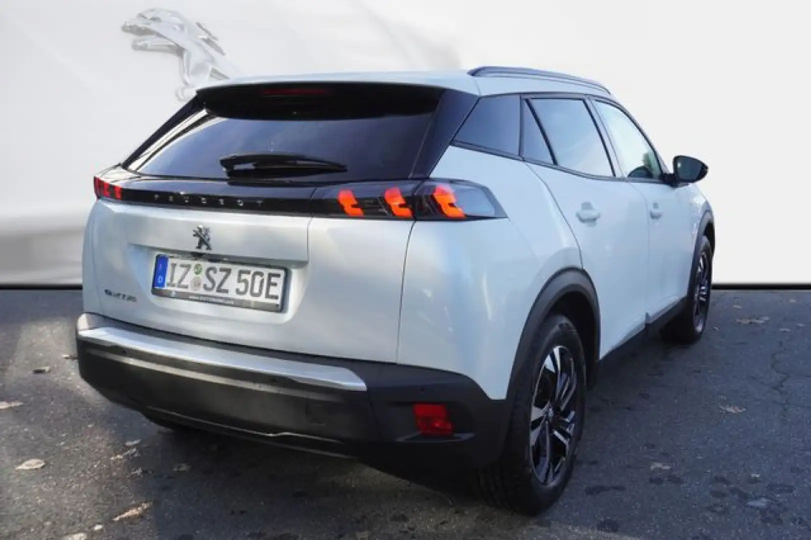 Peugeot 2008 e-Allure Pack Weiß - 2