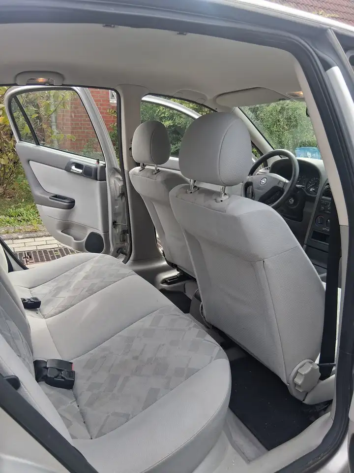 Opel Astra 1.6 Comfort, foto 6