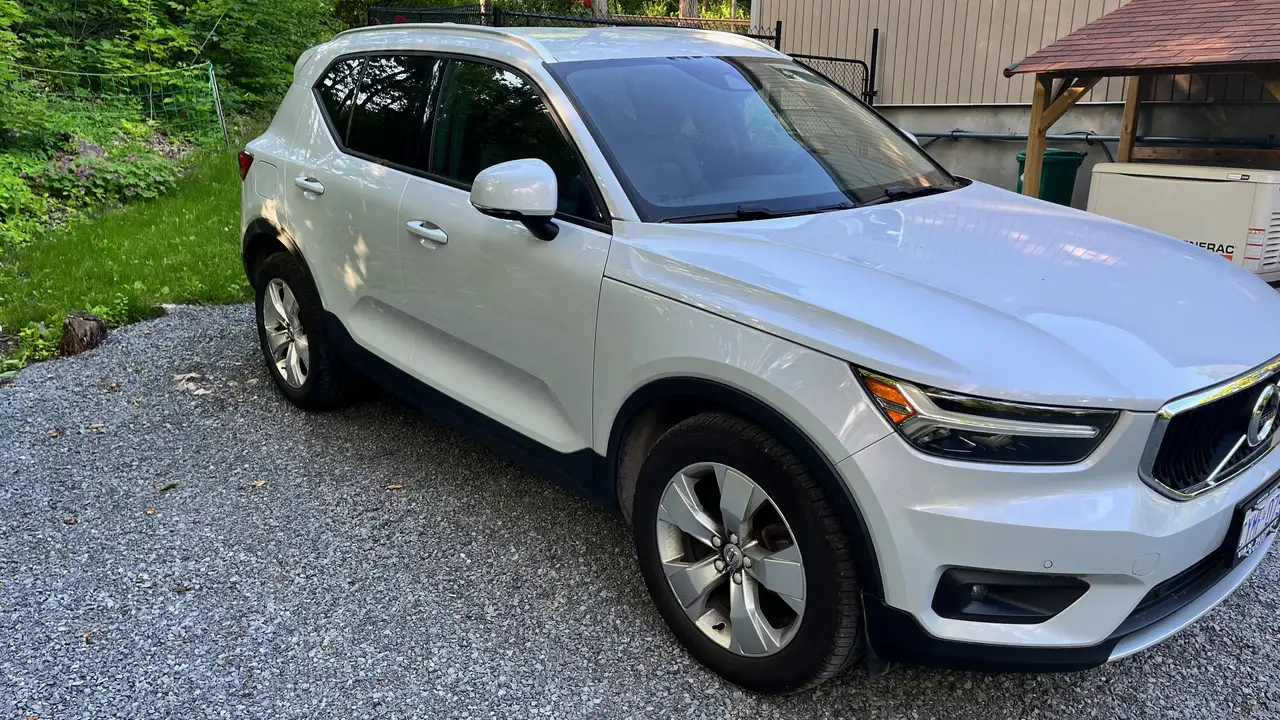 Volvo XC40 photo Volvo XC40