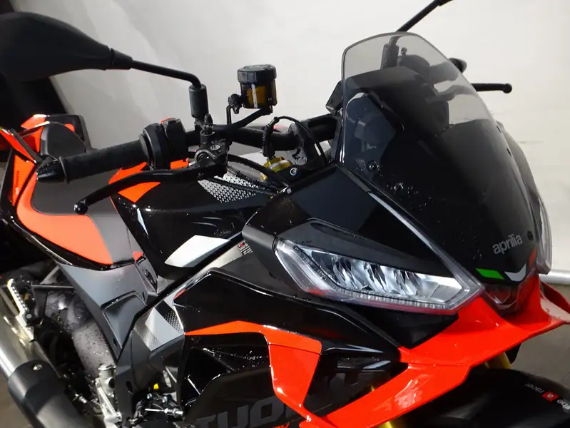 Aprilia Tuono - foto 4