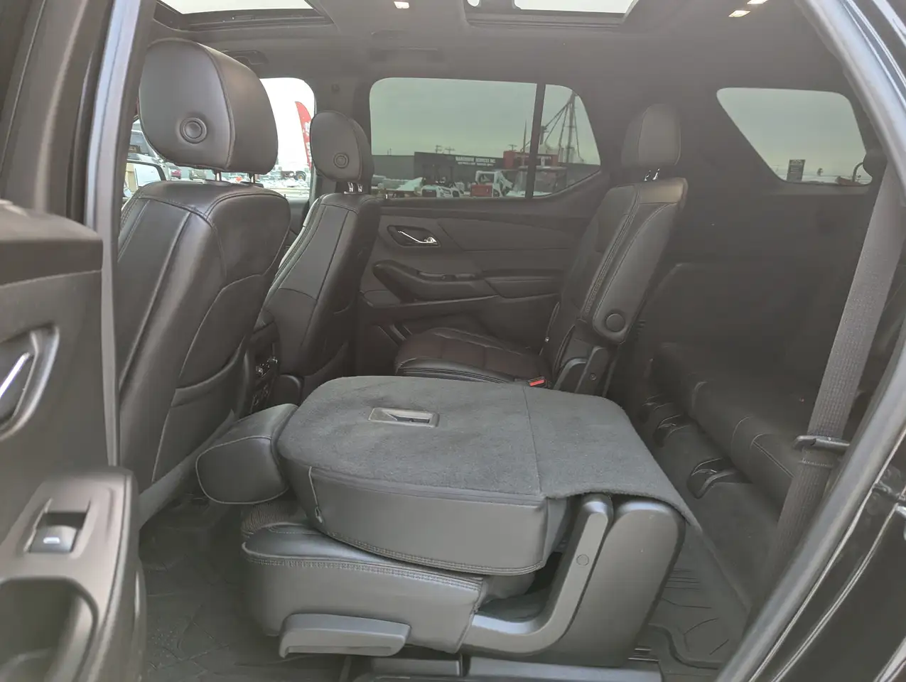 Chevrolet Traverse снимка Chevrolet Traverse