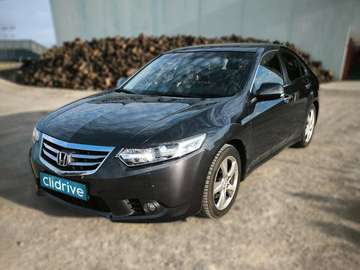 2.2i-DTEC Luxury Aut.