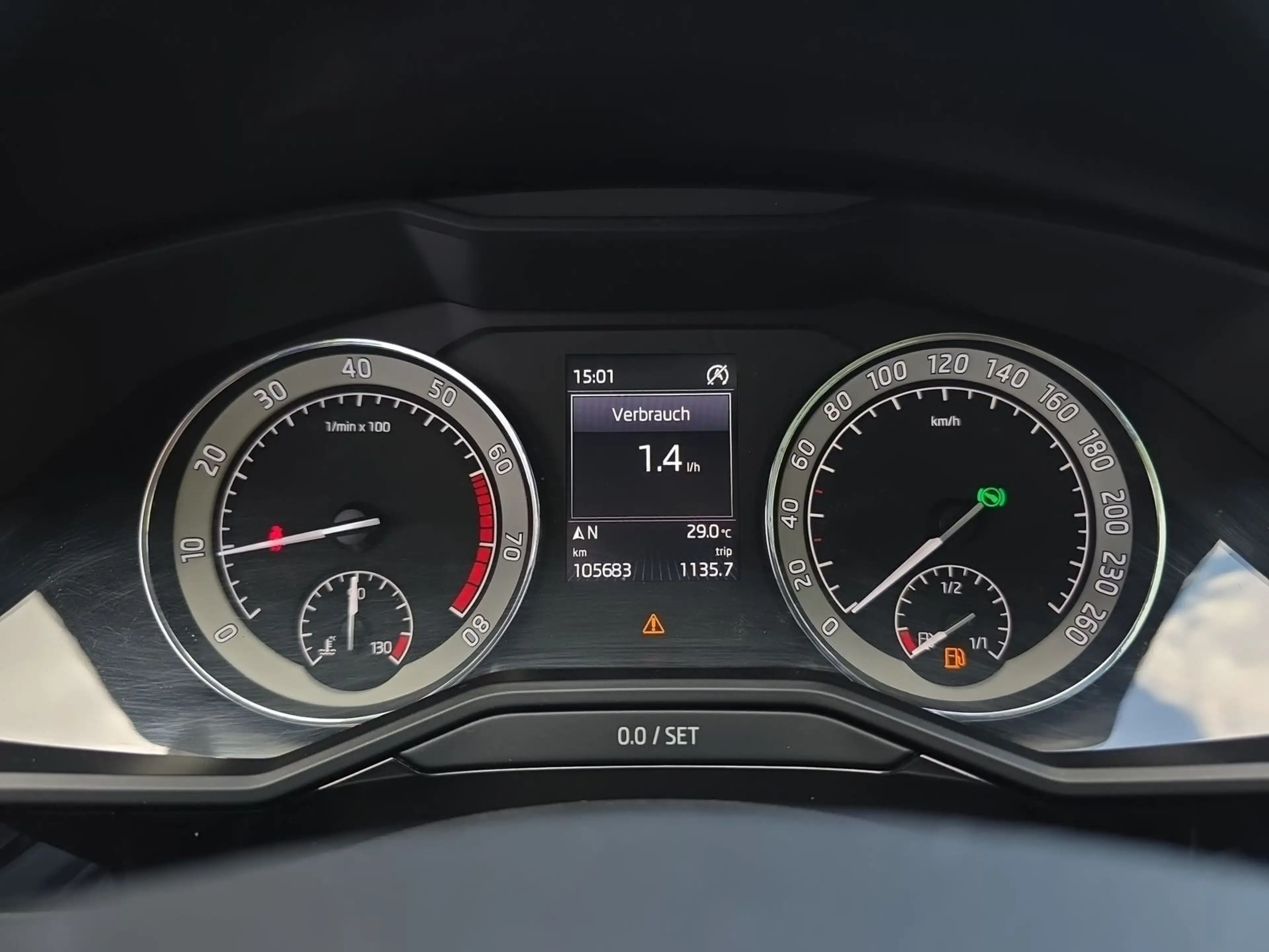 Skoda Superb 1.8 16V TSI L&K Automatik Bi-Xenon Navi — photo 11