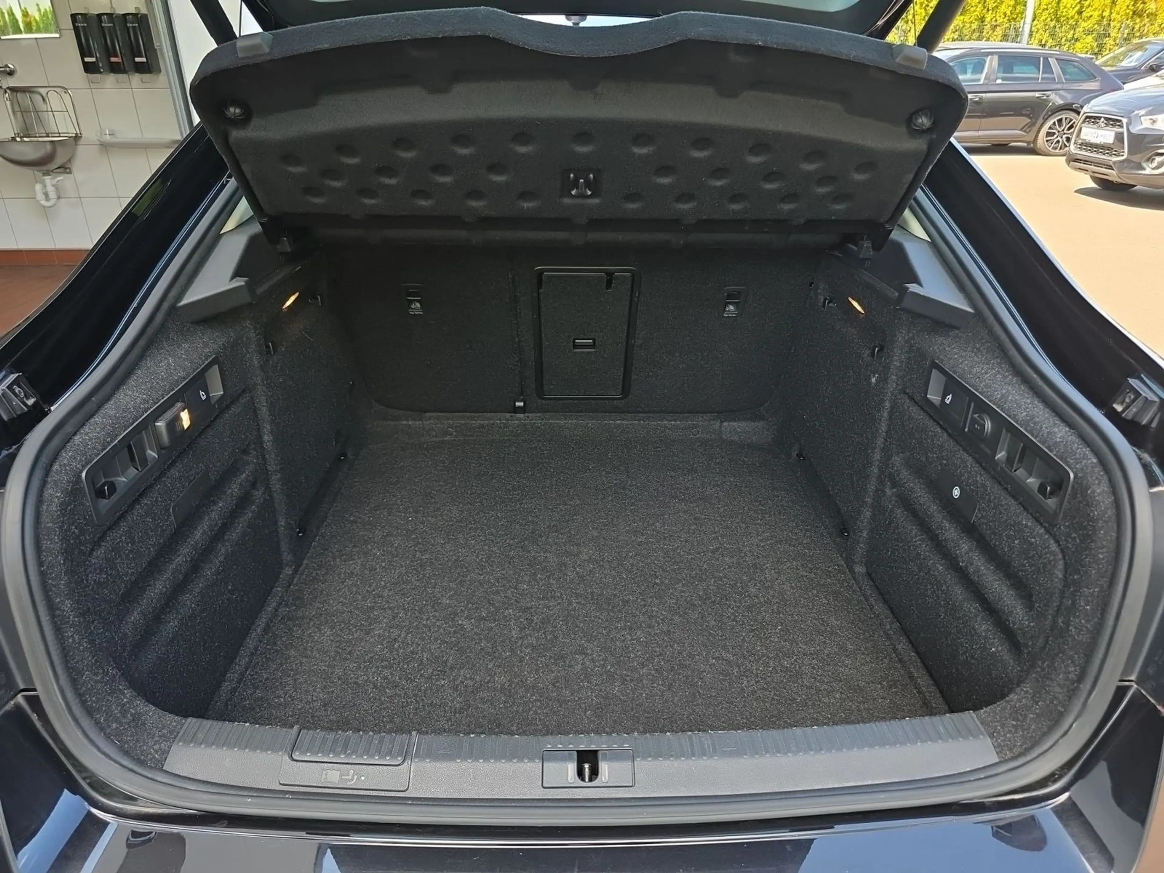 Skoda Superb 1.8 16V TSI L&K Automatik Bi-Xenon Navi — photo 9