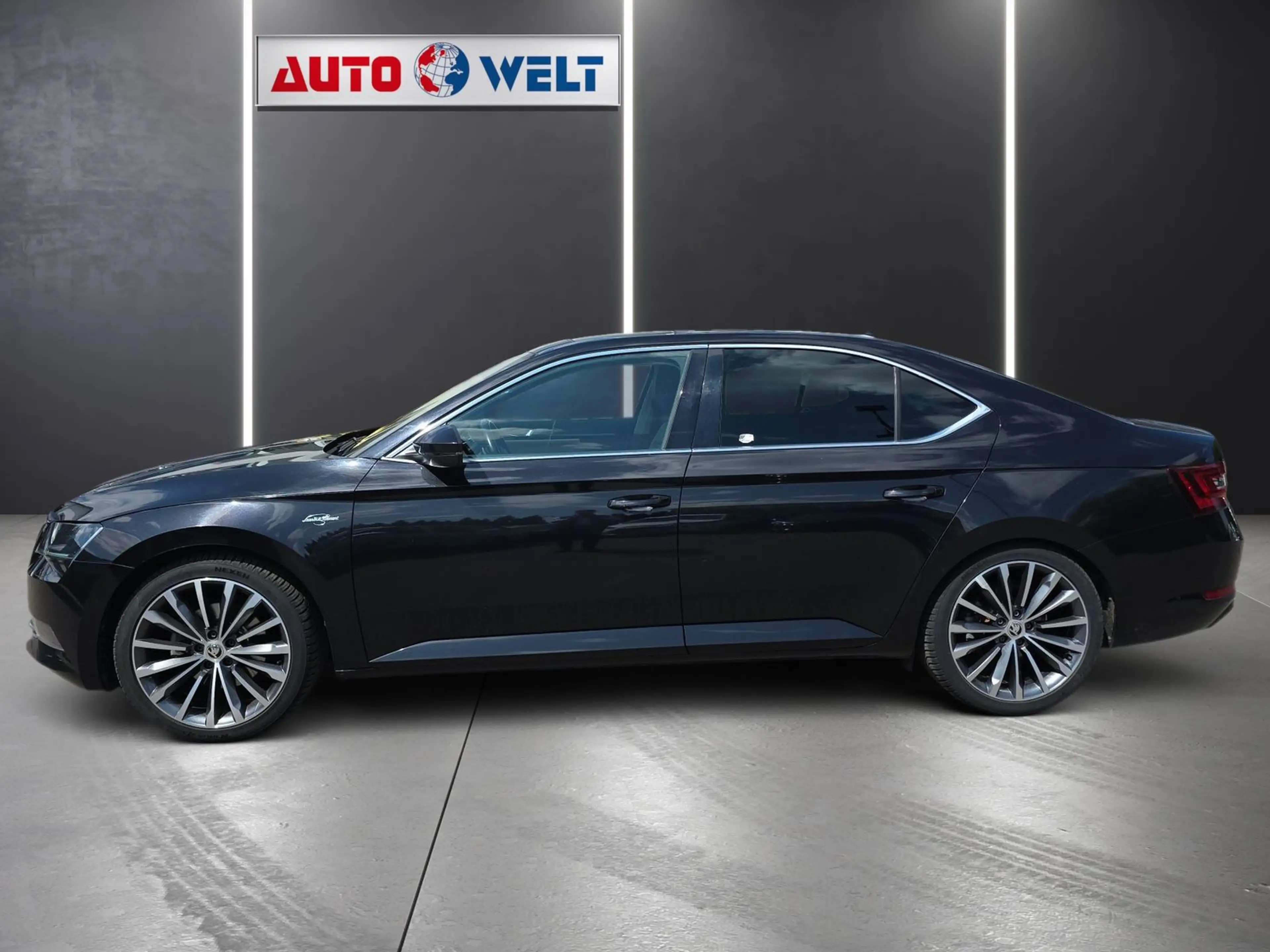 Skoda Superb 1.8 16V TSI L&K Automatik Bi-Xenon Navi — photo 6