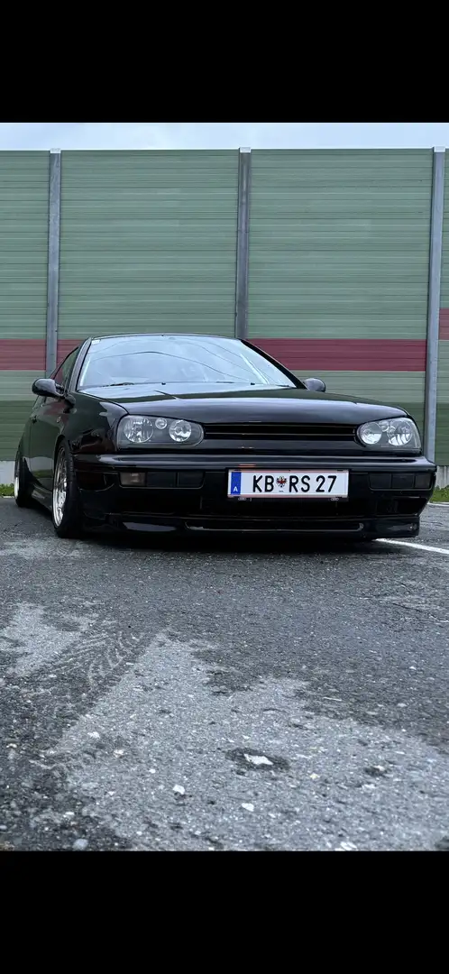 Volkswagen Golf GTI VR6 - 2