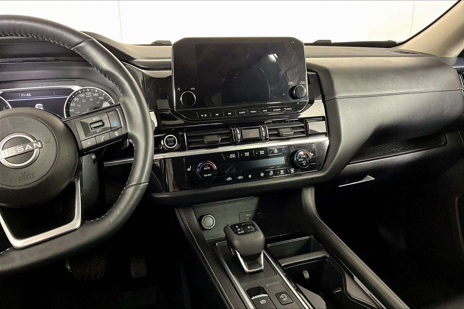 used 2022 Nissan Pathfinder car, priced at $25,998