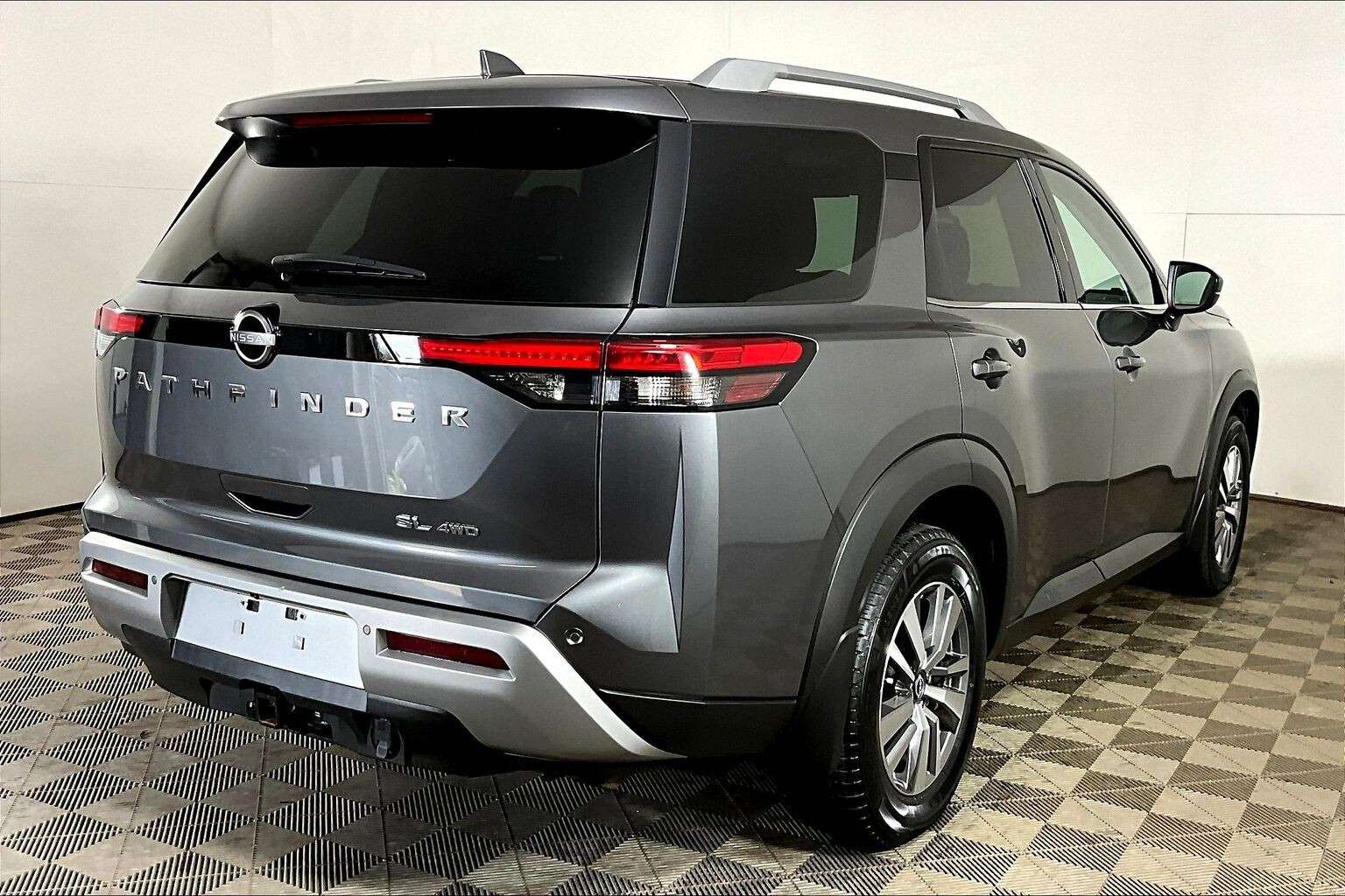 used 2022 Nissan Pathfinder car, priced at $25,998