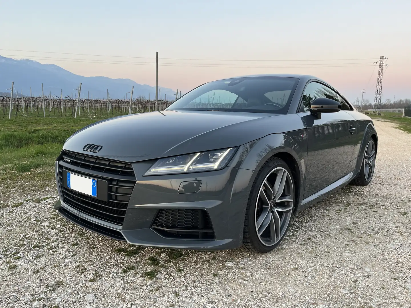 Audi TT Coupe 2.0 tfsi S line quattro s-tronic Grigio - 2