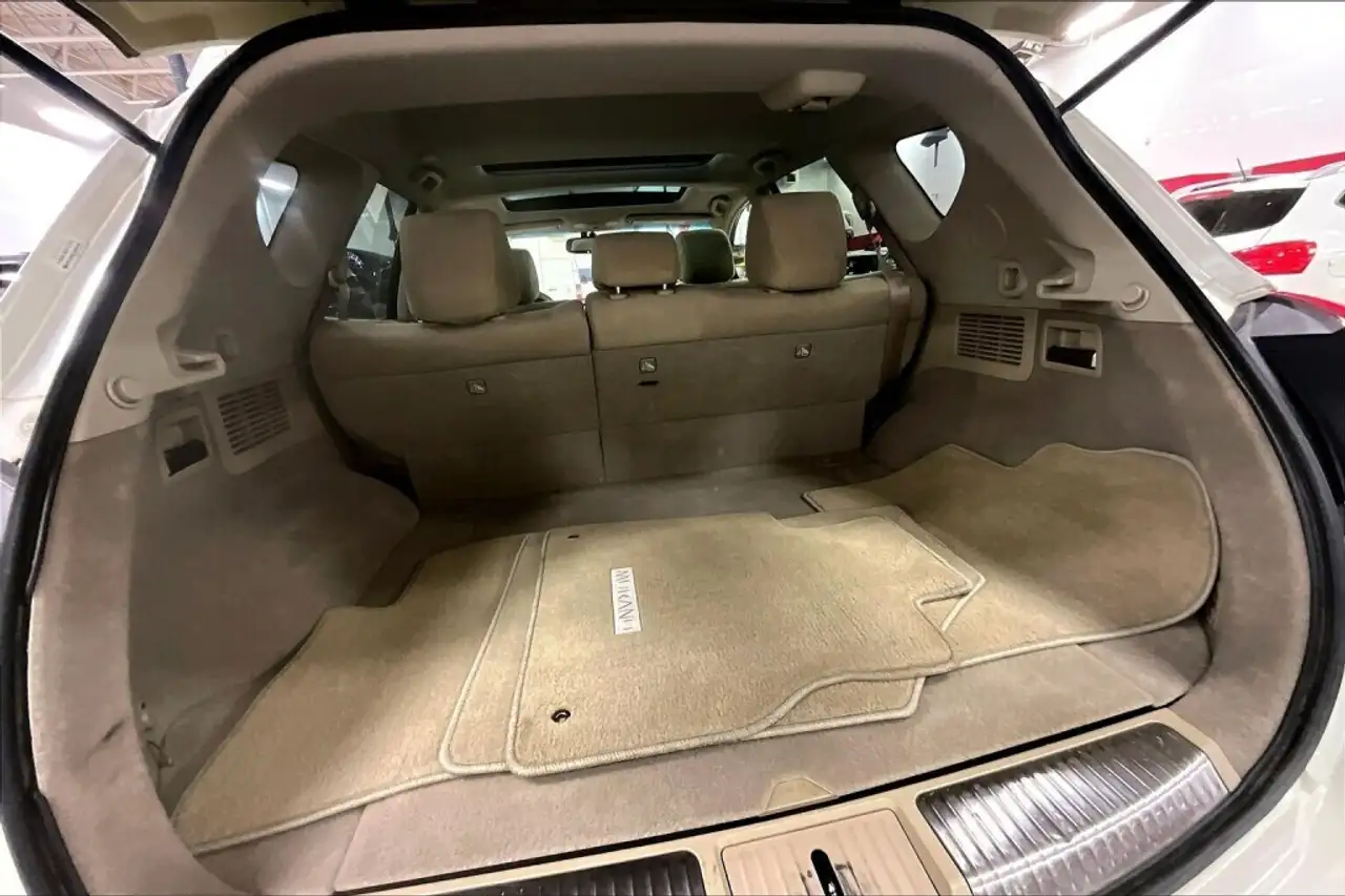 Nissan Murano снимка Nissan Murano