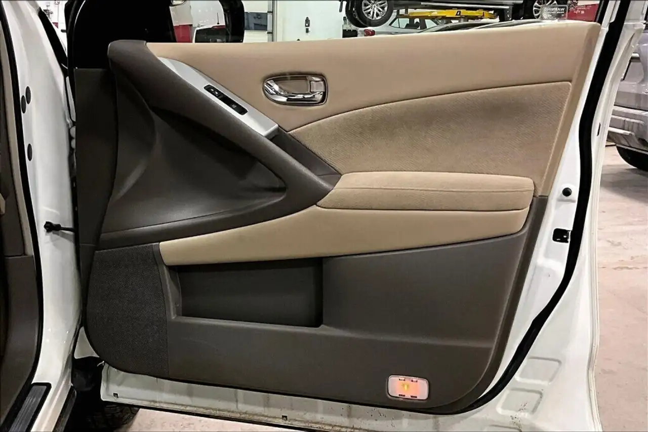 Nissan Murano снимка Nissan Murano