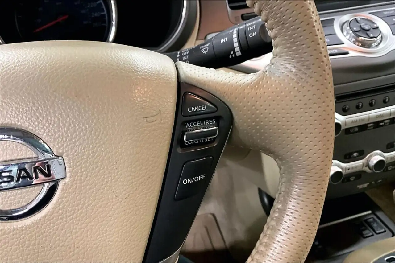 Nissan Murano снимка Nissan Murano