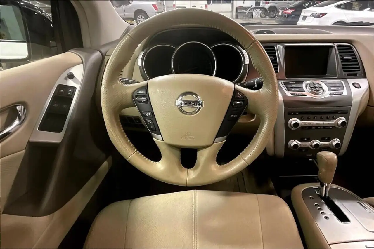 Nissan Murano снимка Nissan Murano