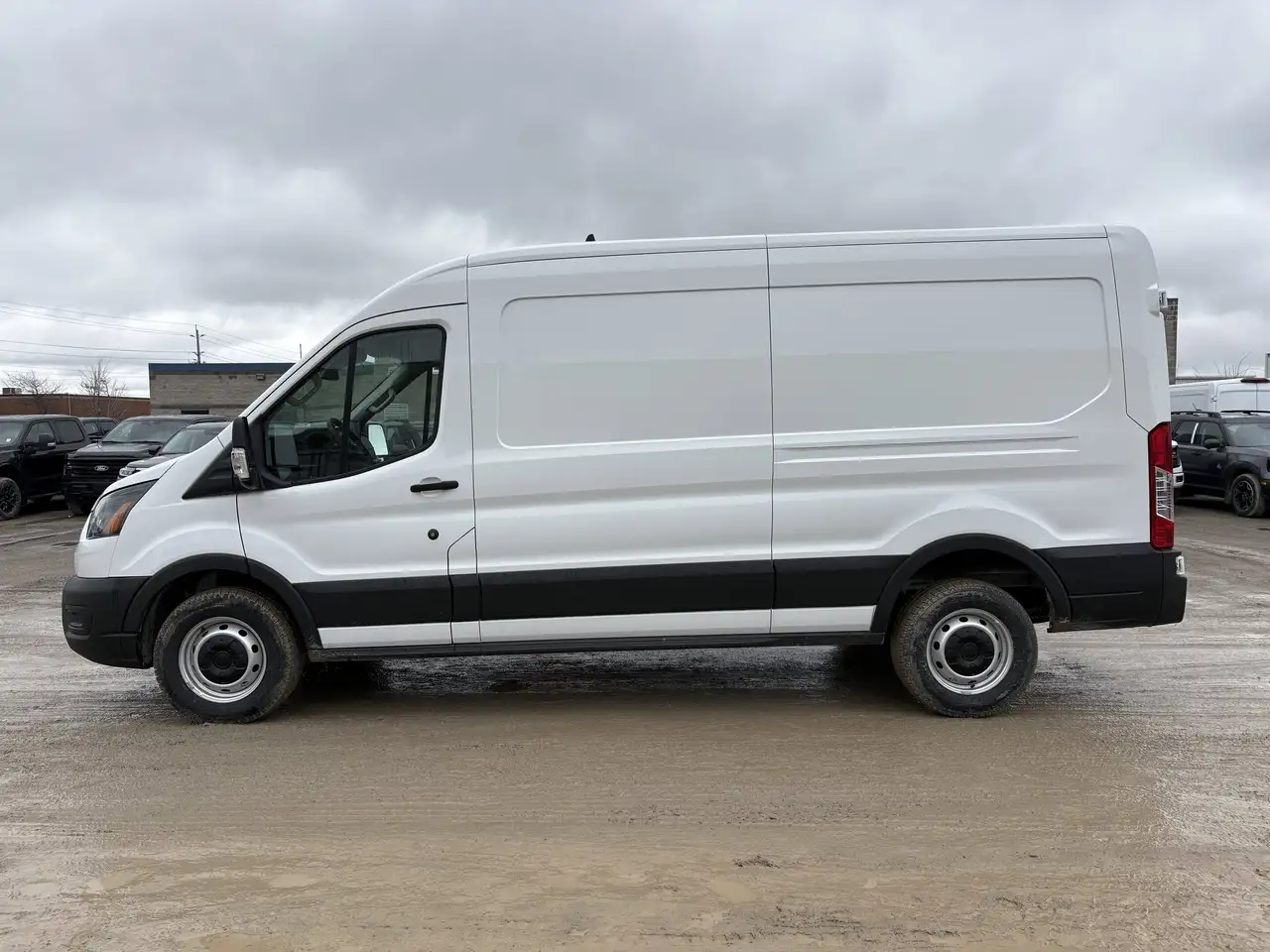 Ford Transit Cargo Van снимка Ford Transit Cargo Van