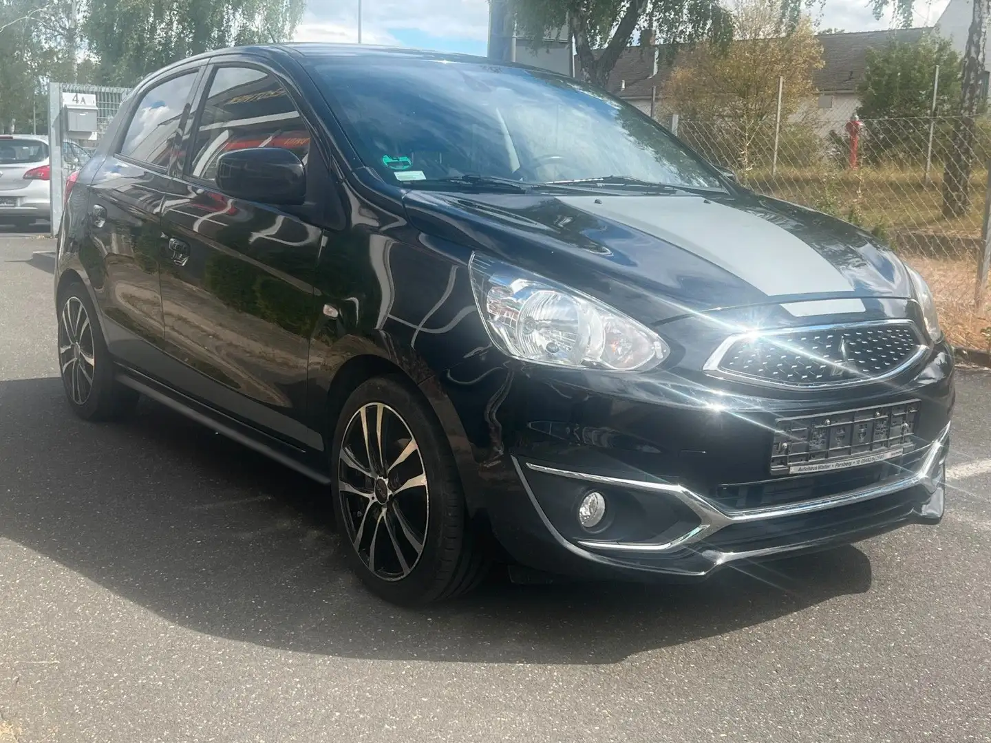 Mitsubishi Space Star Intro Edition+ Schwarz - 2