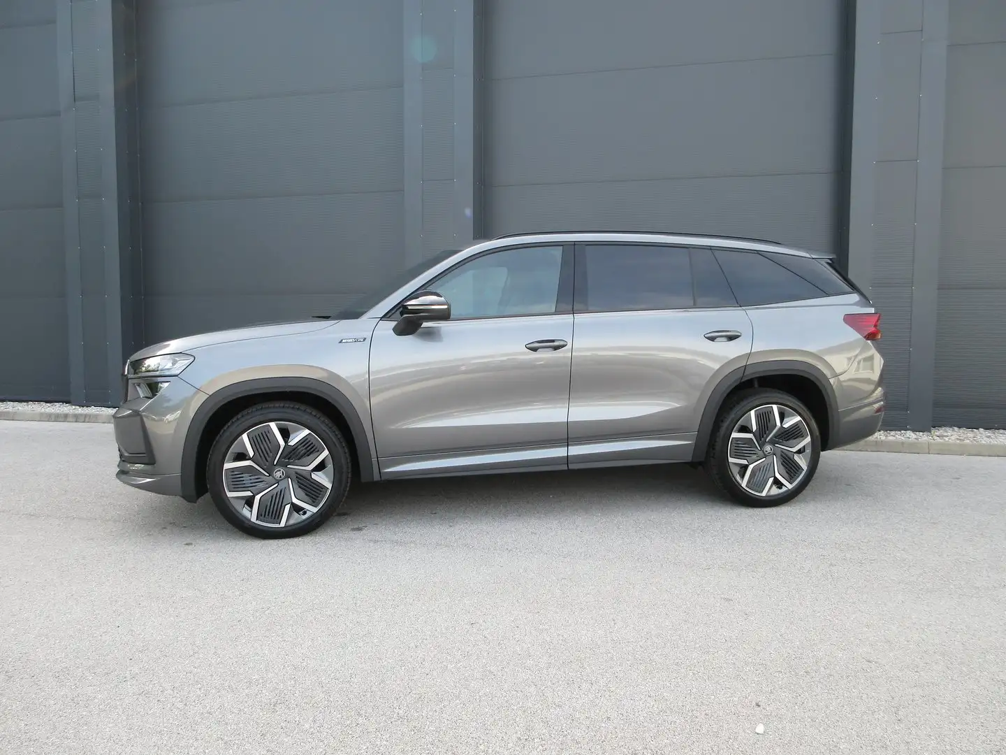 Skoda Kodiaq 4x4 Sportline TDI DSG Grijs - 2