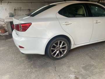 IS 220d 2.2 Luxury FL
