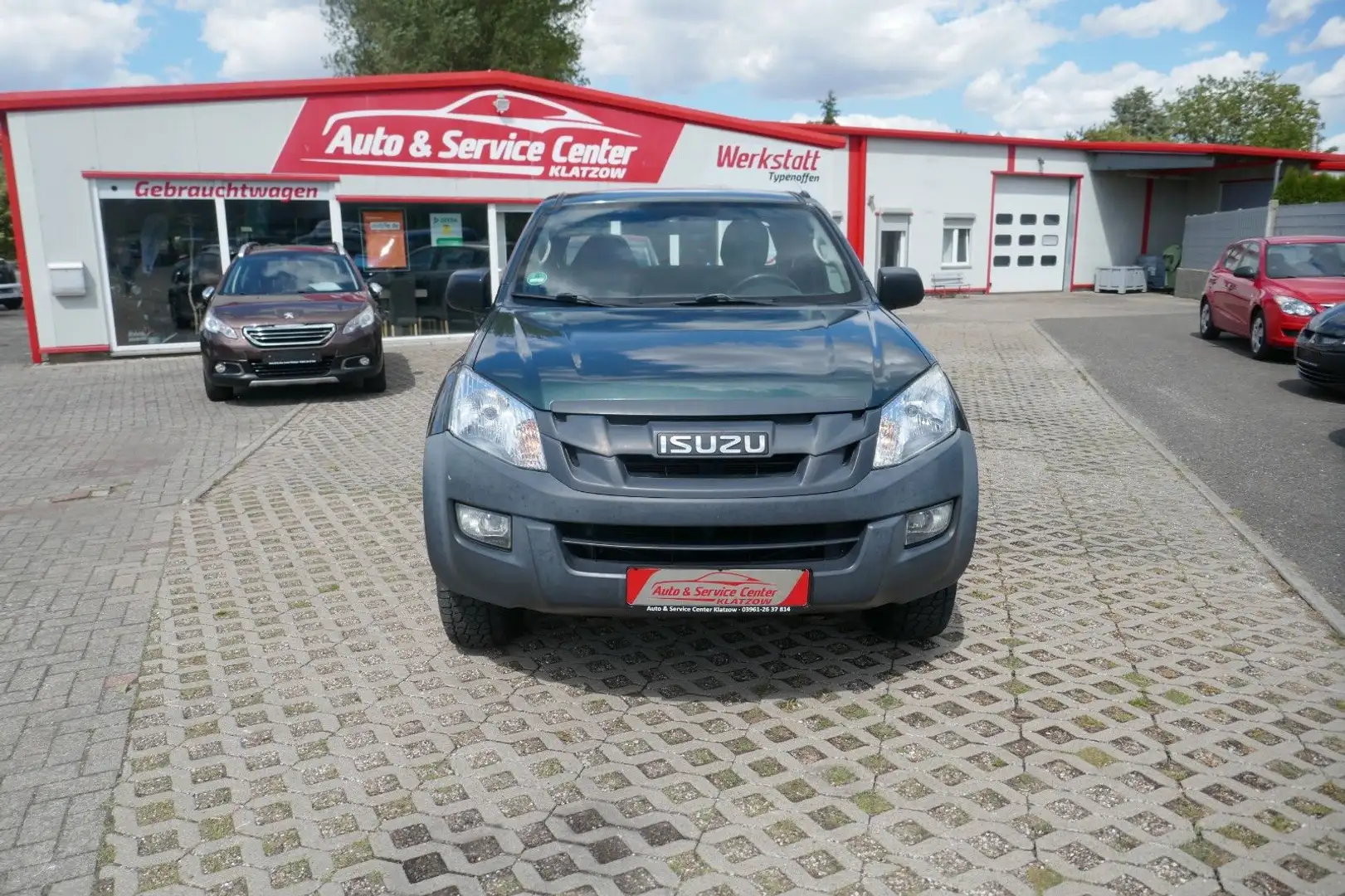 Isuzu D-Max 2.5 CRDI  4x4  Pick-Up KLIMA AHK Vert - 2