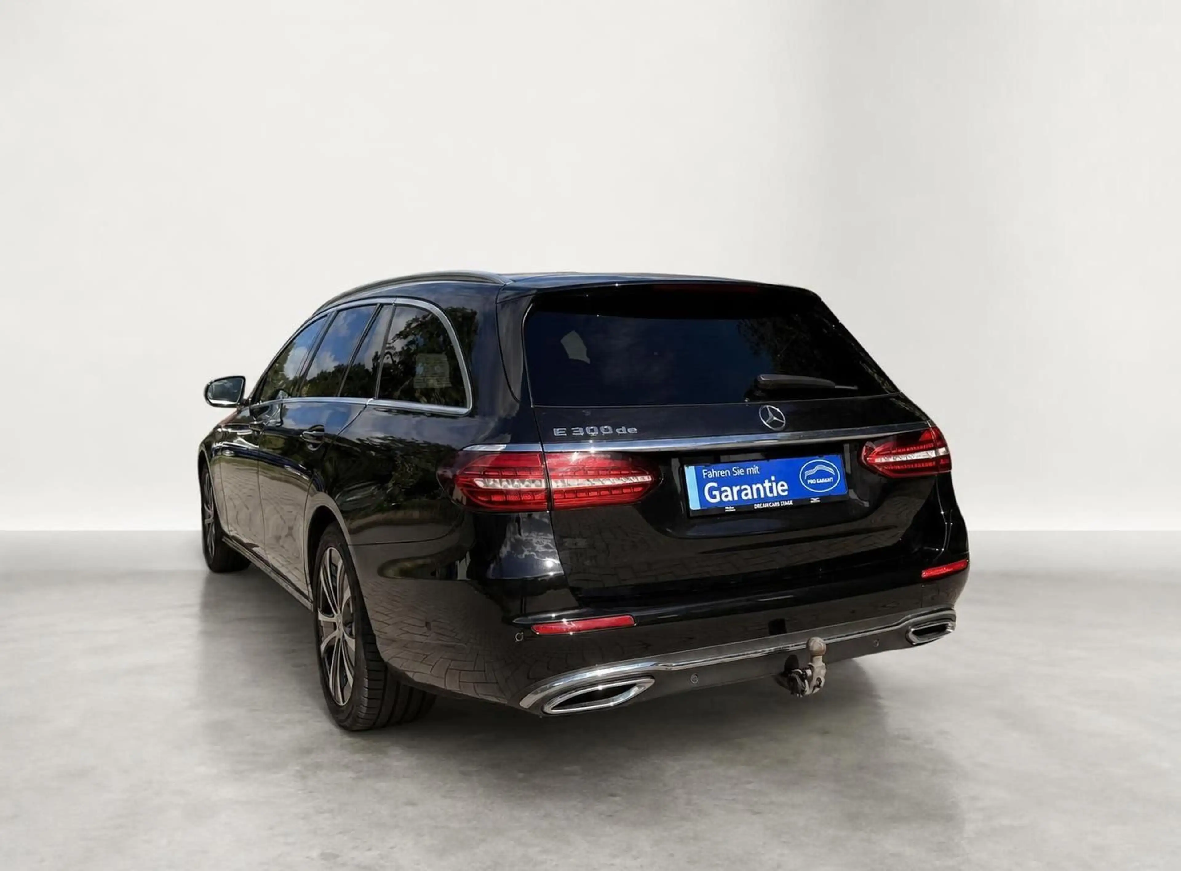 Mercedes-Benz E 300 de AHK/MEMORY/KAMERA/STANDHEIZ./AMBIENTE — photo 3