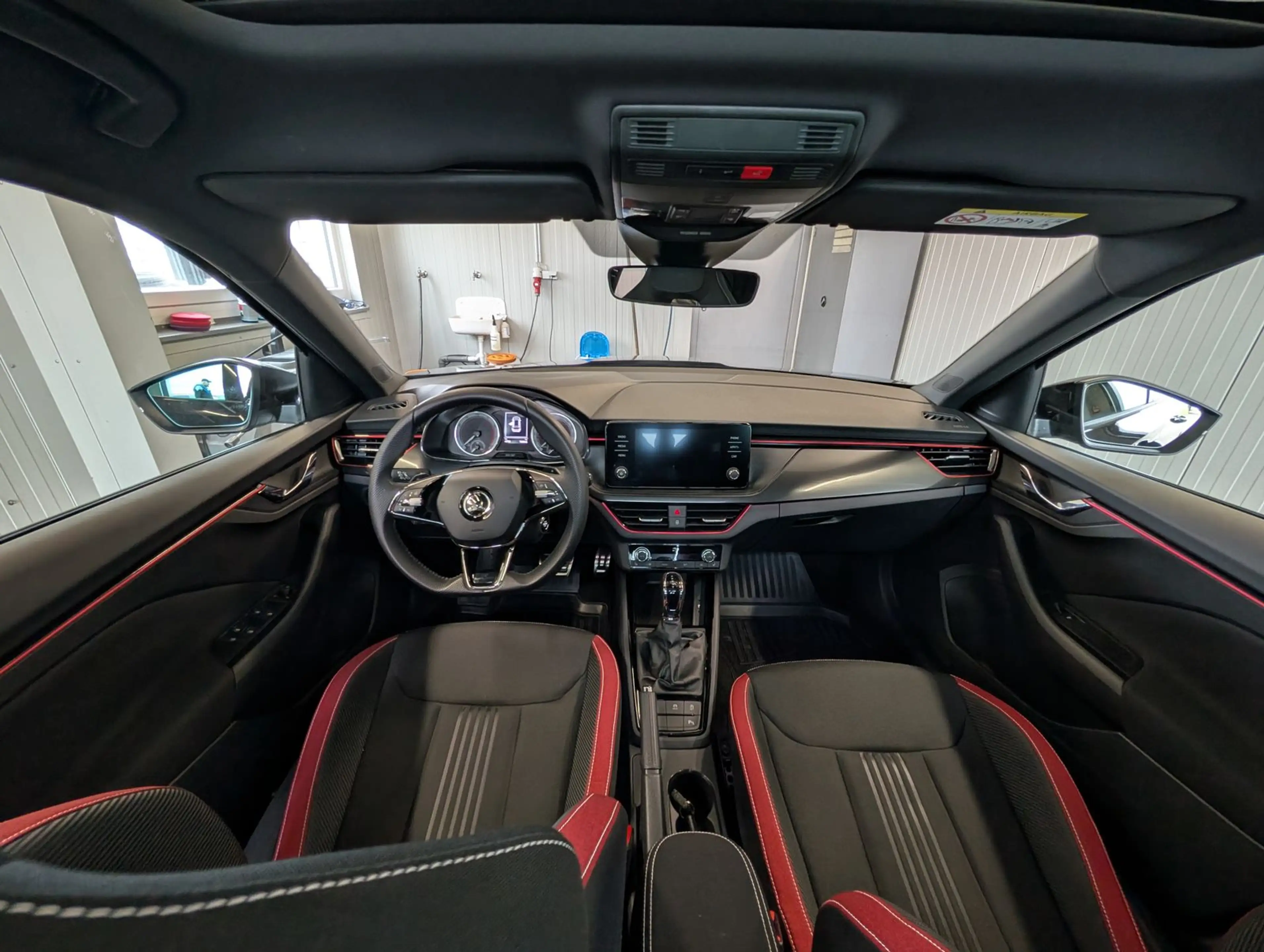 Skoda Kamiq Kamiq 1.0 TSI DSG Monte Carlo AHK EHK RFK SHZ A... — photo 14