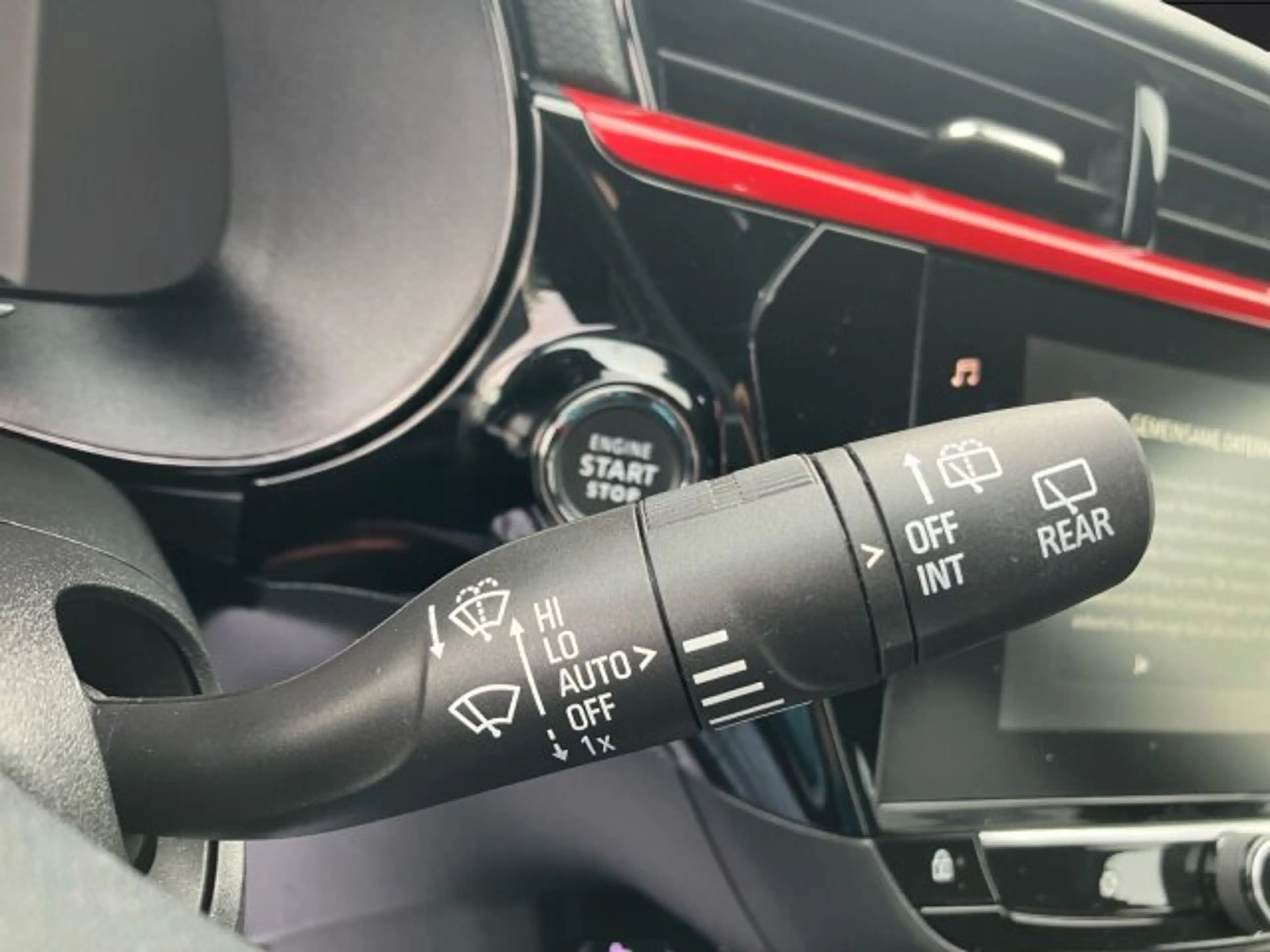 Opel Corsa-e GS Line Automatik Klimaautomatik Sitzheizung — photo 14