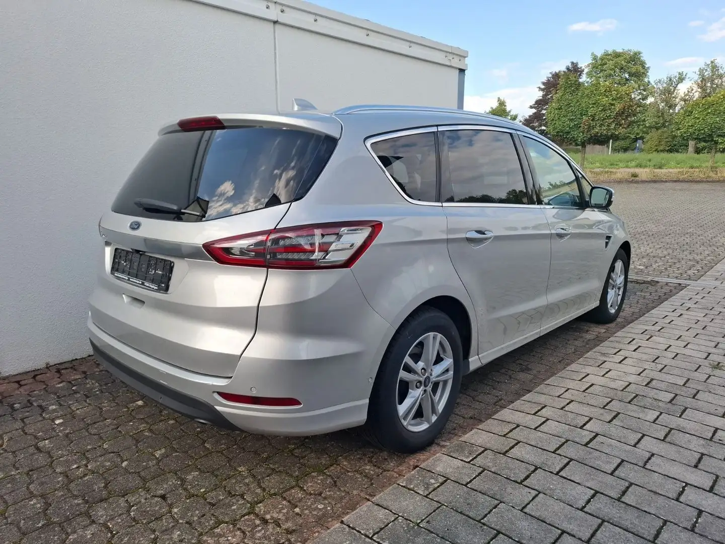 Ford S-Max S-MAX Titanium 2.0 EcoBlue StandHZG_AHK_ACC_Cam Silber - 2