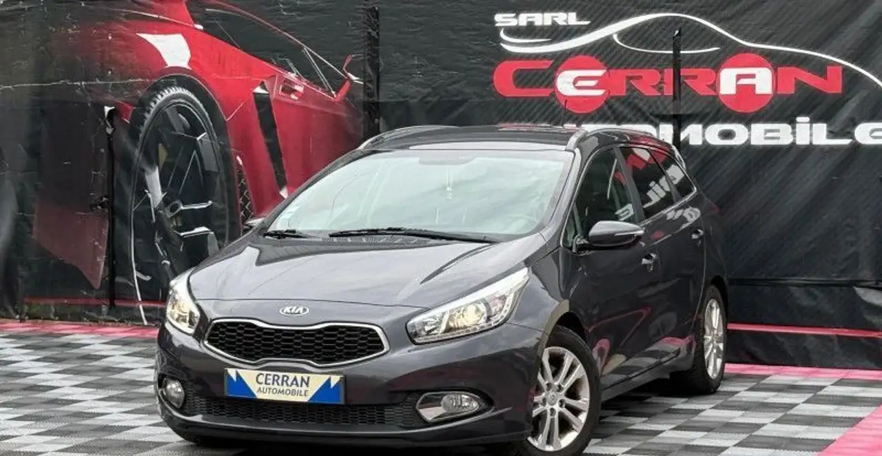 Kia Ceed SW \u002F cee'd SW Ceed 1.6 CRDI 110CH STYLE