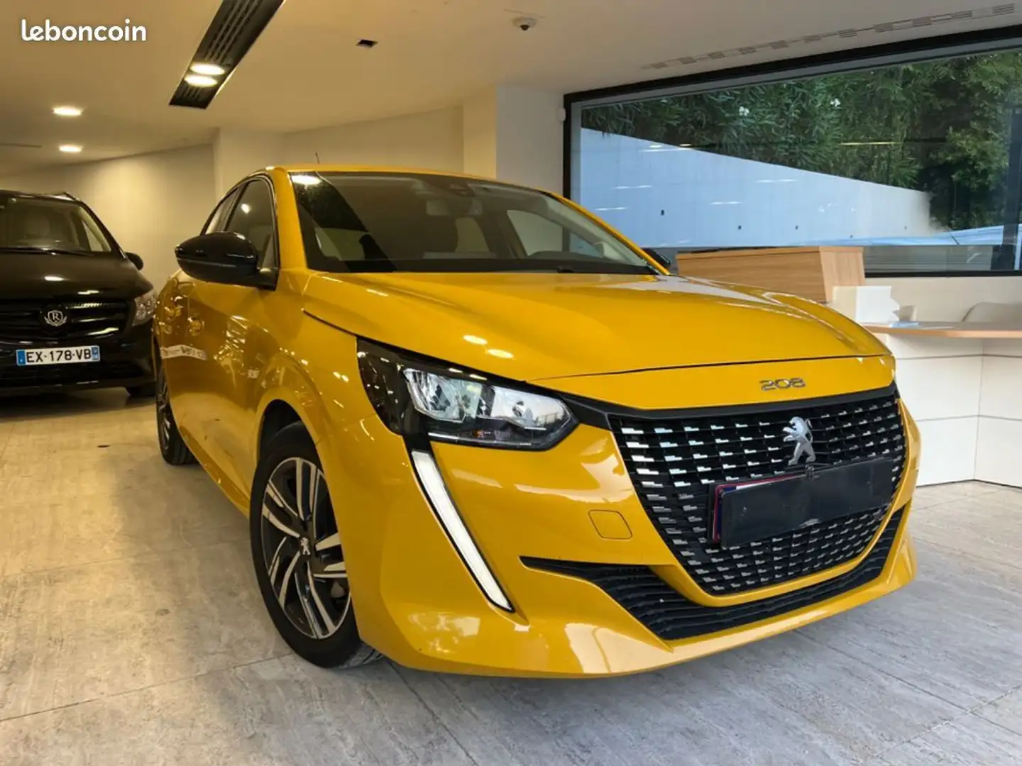 Peugeot 208 BlueHDi 100 SS BVM6 Style Jaune - 2