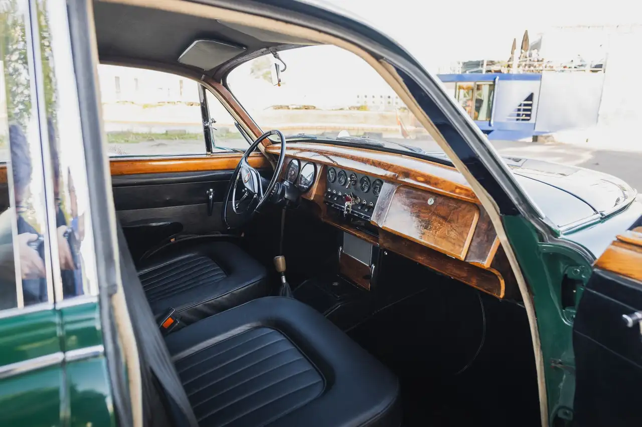 Jaguar MK II 3.8, foto 4