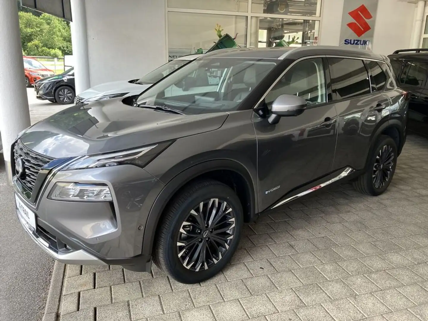 Nissan X-Trail 1,5 VC-T e-Power 4ORCE Allrad Tekna PGD Argent - 2