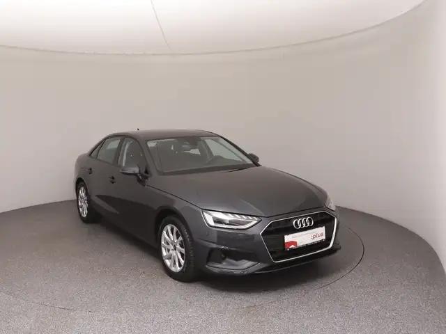 Audi A4 view 2