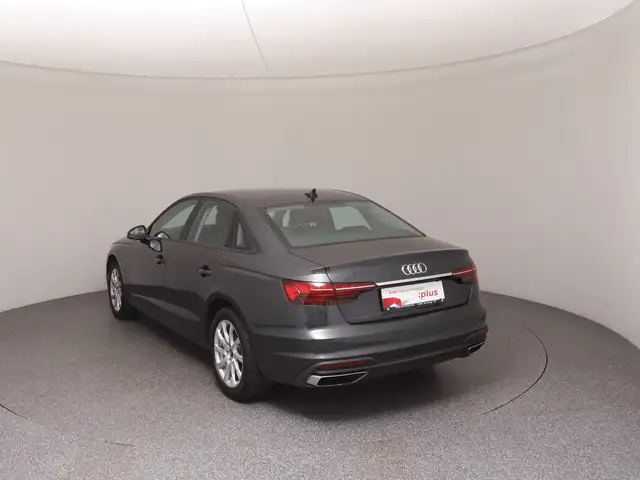 Audi A4 view 5