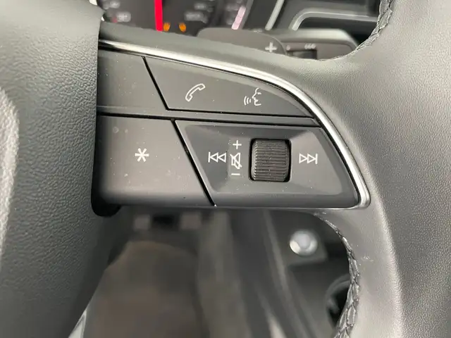 Audi A4 view 15