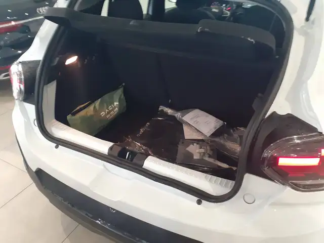 Dacia Sandero view 6