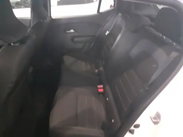 Dacia Sandero view 10