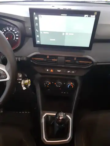 Dacia Sandero view 15