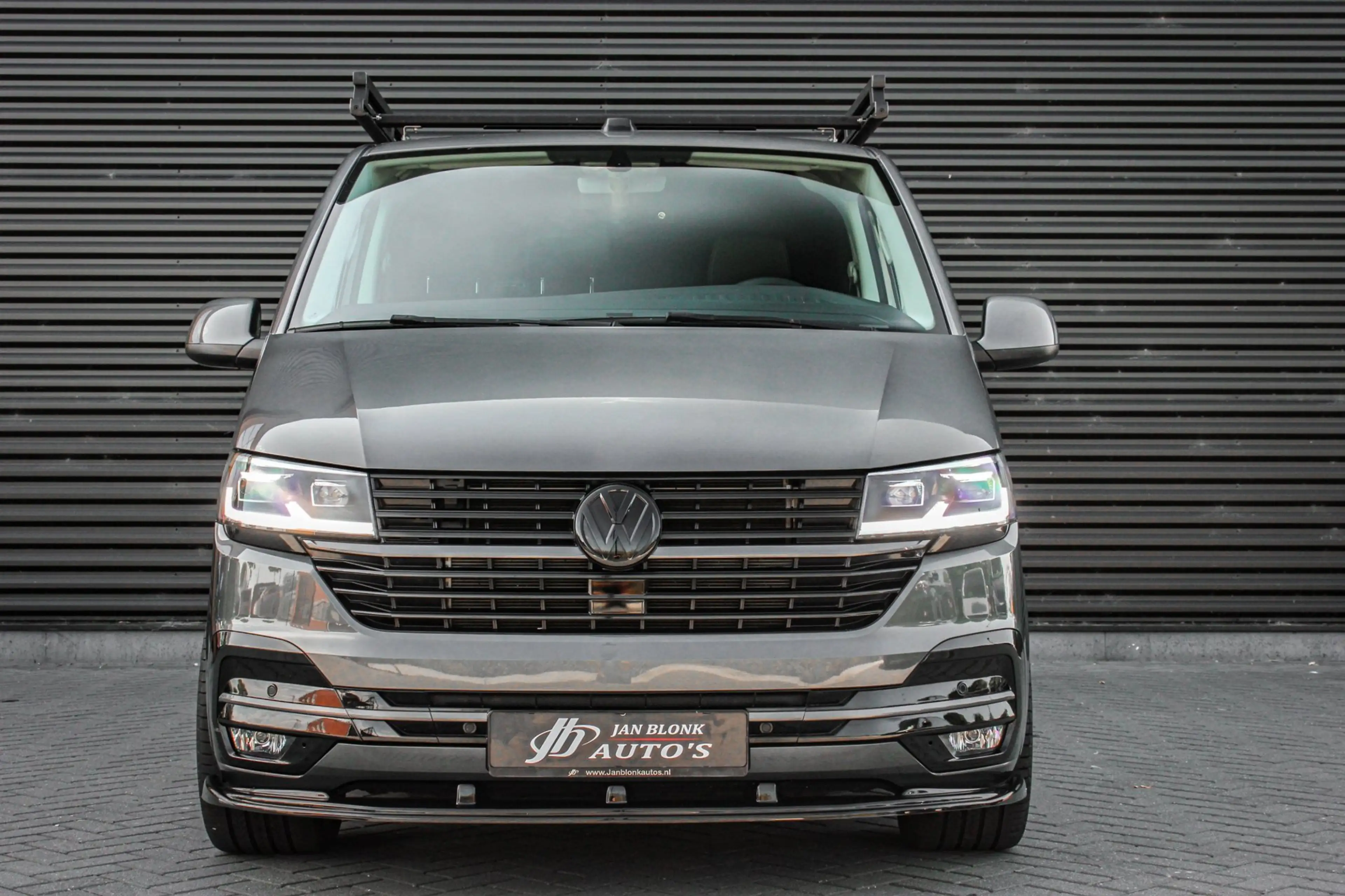 Volkswagen Transporter 2.0 TDI L2H1 150PK DSG JB- EDITION / VERLAGINGSVER — photo 35