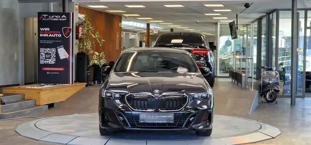 BMW 5 Series view 2