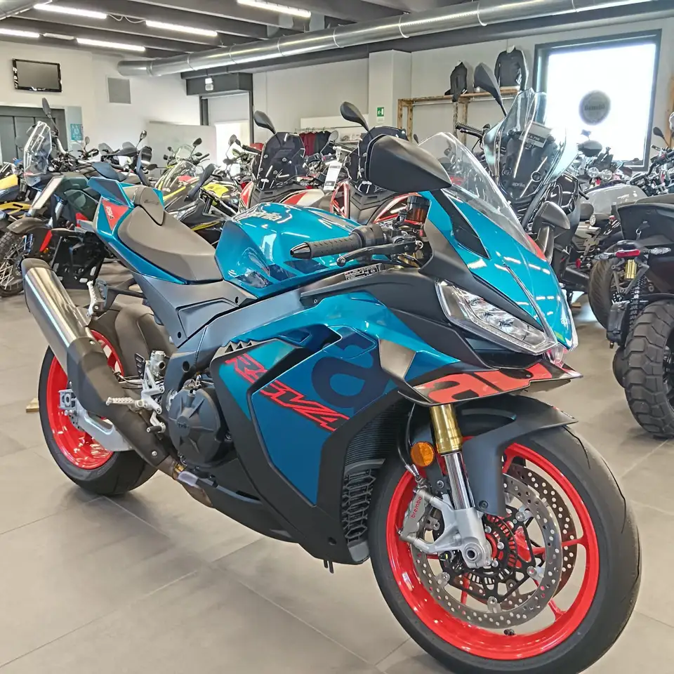 Aprilia RSV4