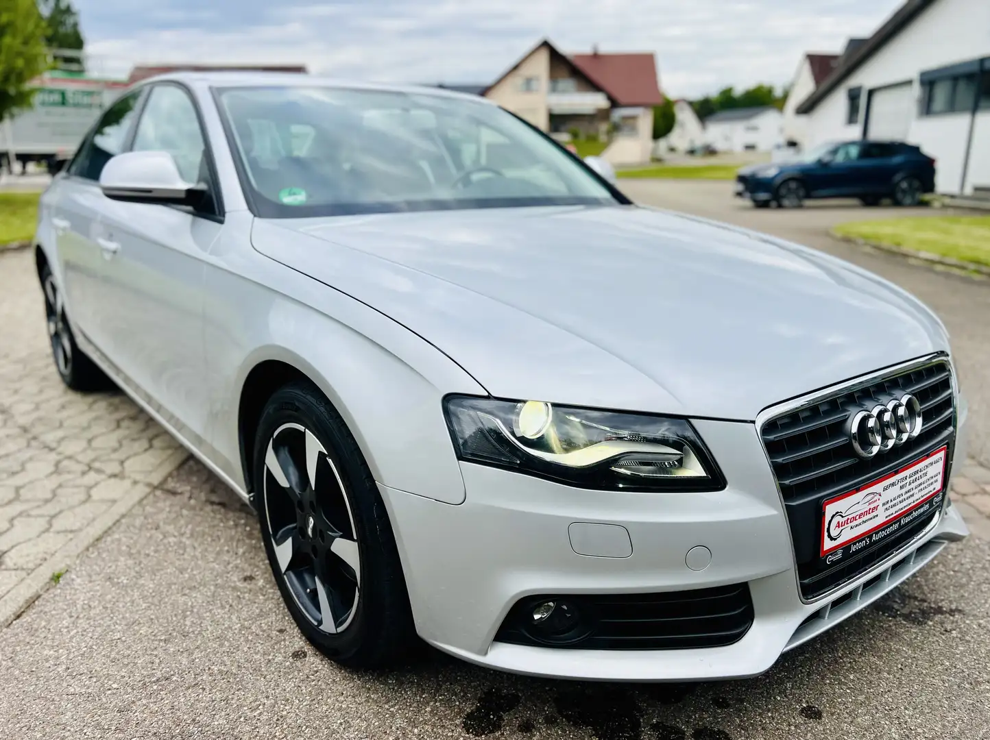 Audi A4 Attraction, Aus 1 Hd. TÜV Neu, 8 Fach bereift Plateado - 2